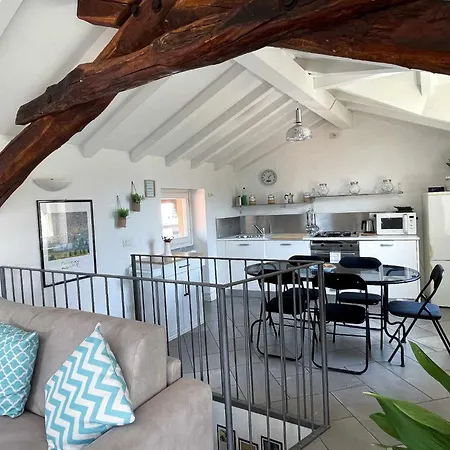Skyway With Private View Terrace Apartment *