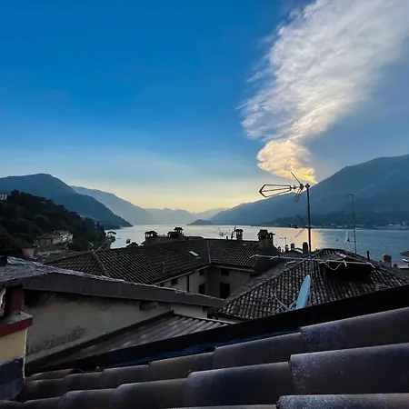 Skyway With Private View Terrace Apartment