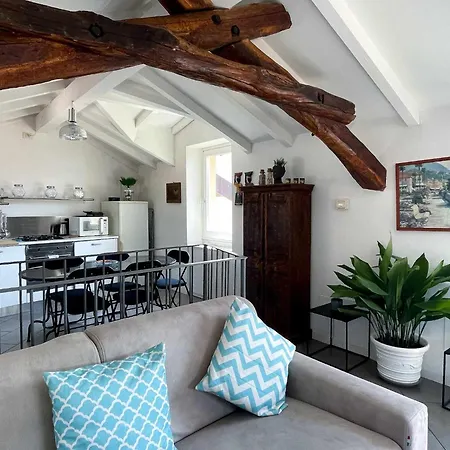 Apartment Skyway With Private View Terrace