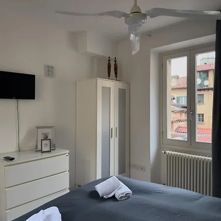 Skyway With Private View Terrace Белладжо