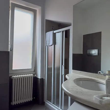 Skyway With Private View Terrace Белладжо